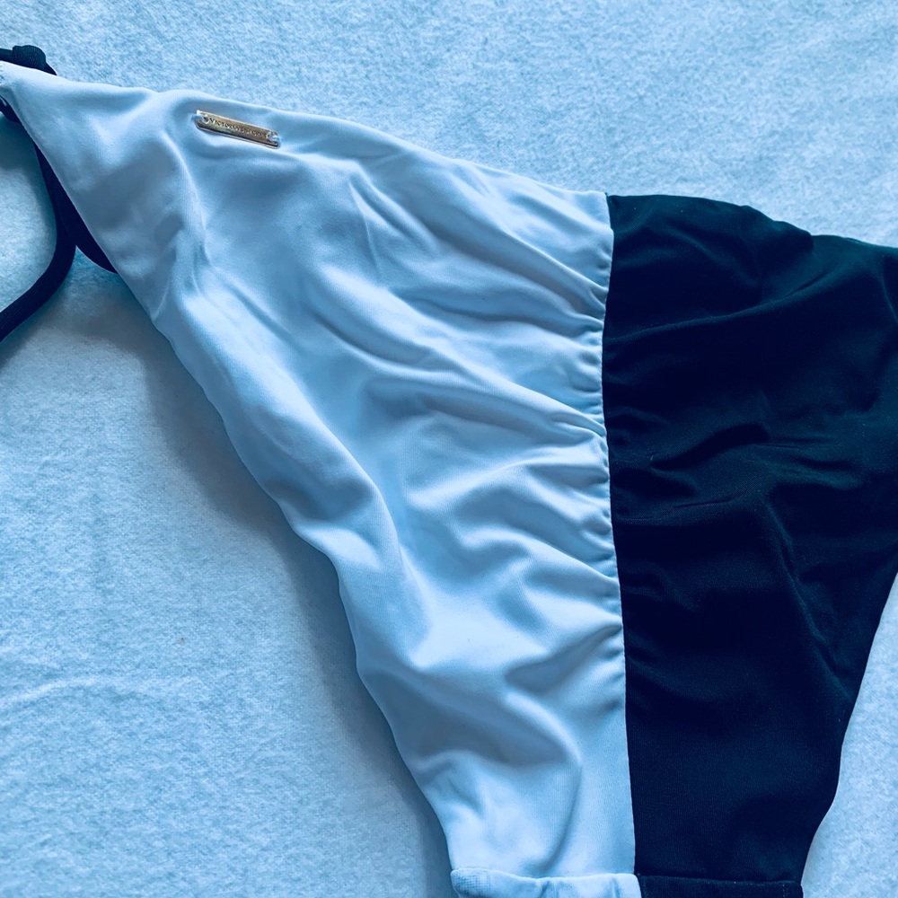3 piece VS Swimsuit - Picture 4 of 7